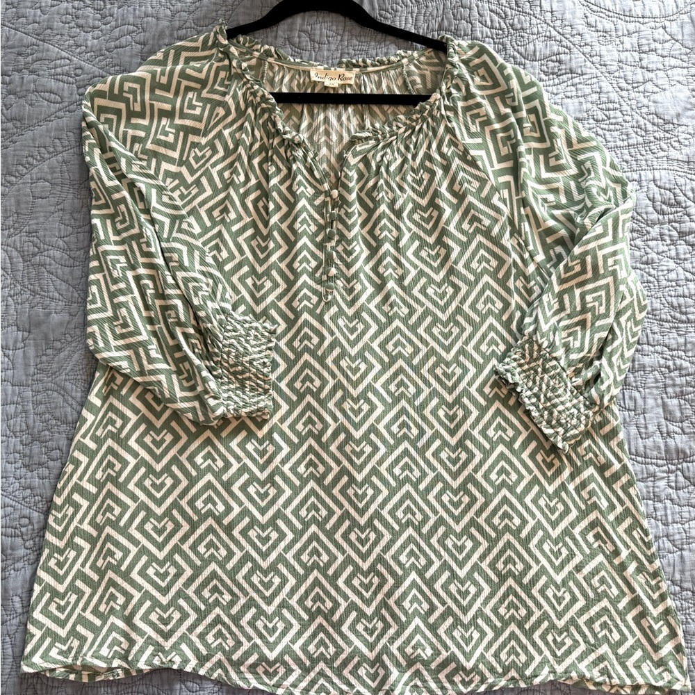 2x Indigo Rose Green/White 3/4 sleeve Blouse